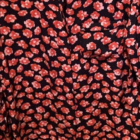 Gianni size 36 blouse. - Picture 2 of 2